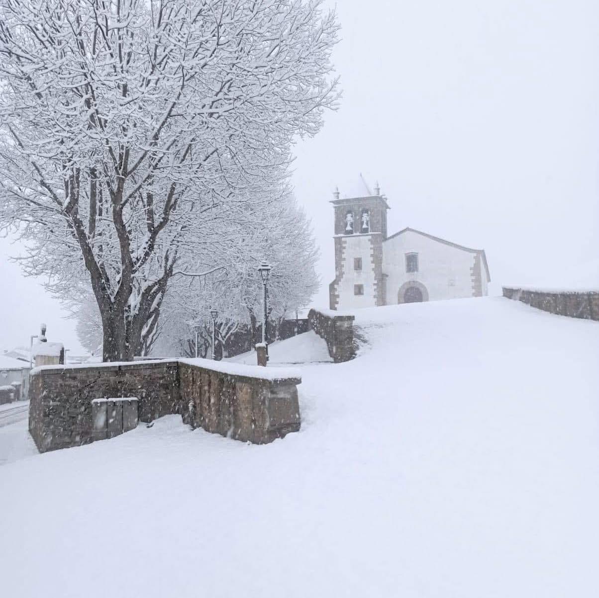 Castelo de Mogadouro